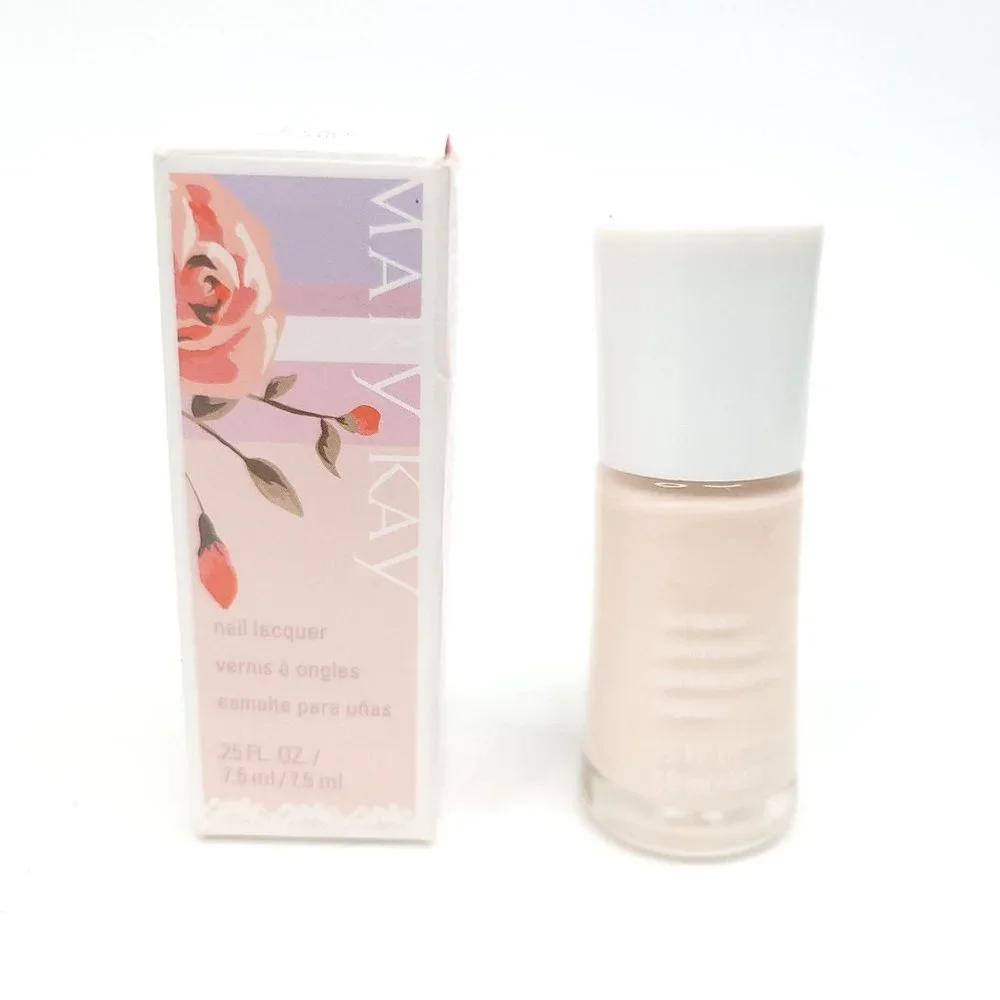 Mary Kay Bundle Glossy Lip Oil Gloss Berry Cream Lip Balm Nail Lacquer Polish